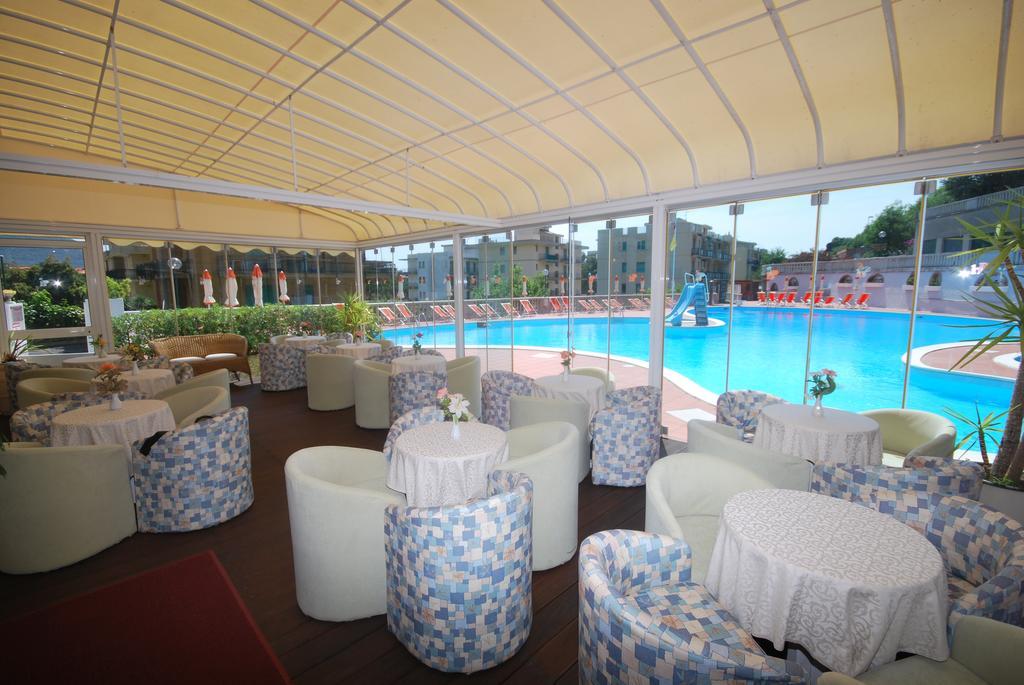 Hotel Paco Pietra Ligure Exteriér fotografie