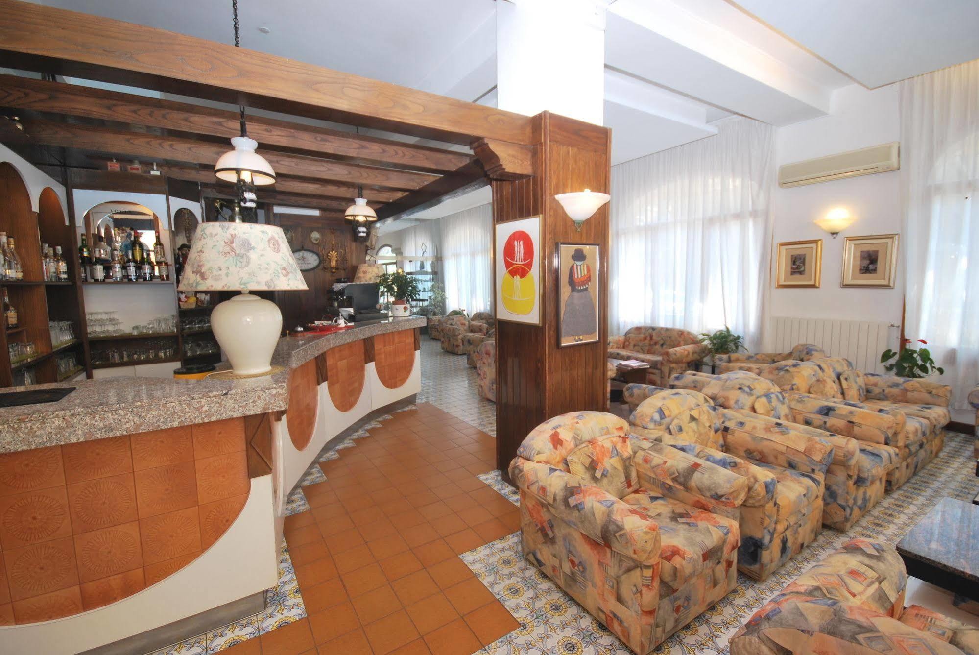 Hotel Paco Pietra Ligure Exteriér fotografie